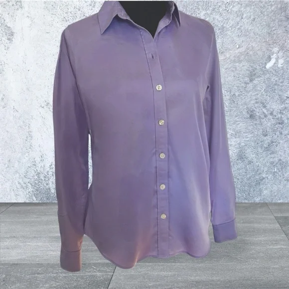 Banana Republic, Women’s Fitted, Button-Down Top. Lavender, Stretch, 8P - Picture 3 of 13